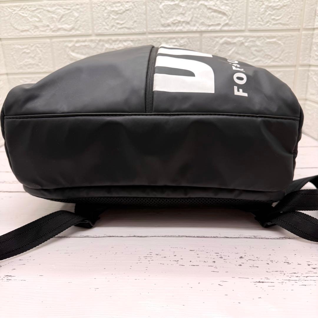 【即完売✨美品】　ディーゼル　リュック　バッグ　ブラック　ビックロゴ