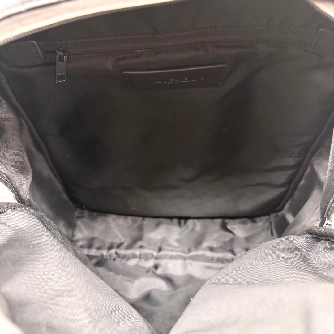 【即完売✨美品】　ディーゼル　リュック　バッグ　ブラック　ビックロゴ