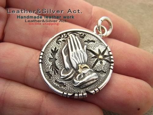 祈りの手　フリーメイソン 秘密結社 　 シルバーネックレス　925　ハンドメイド