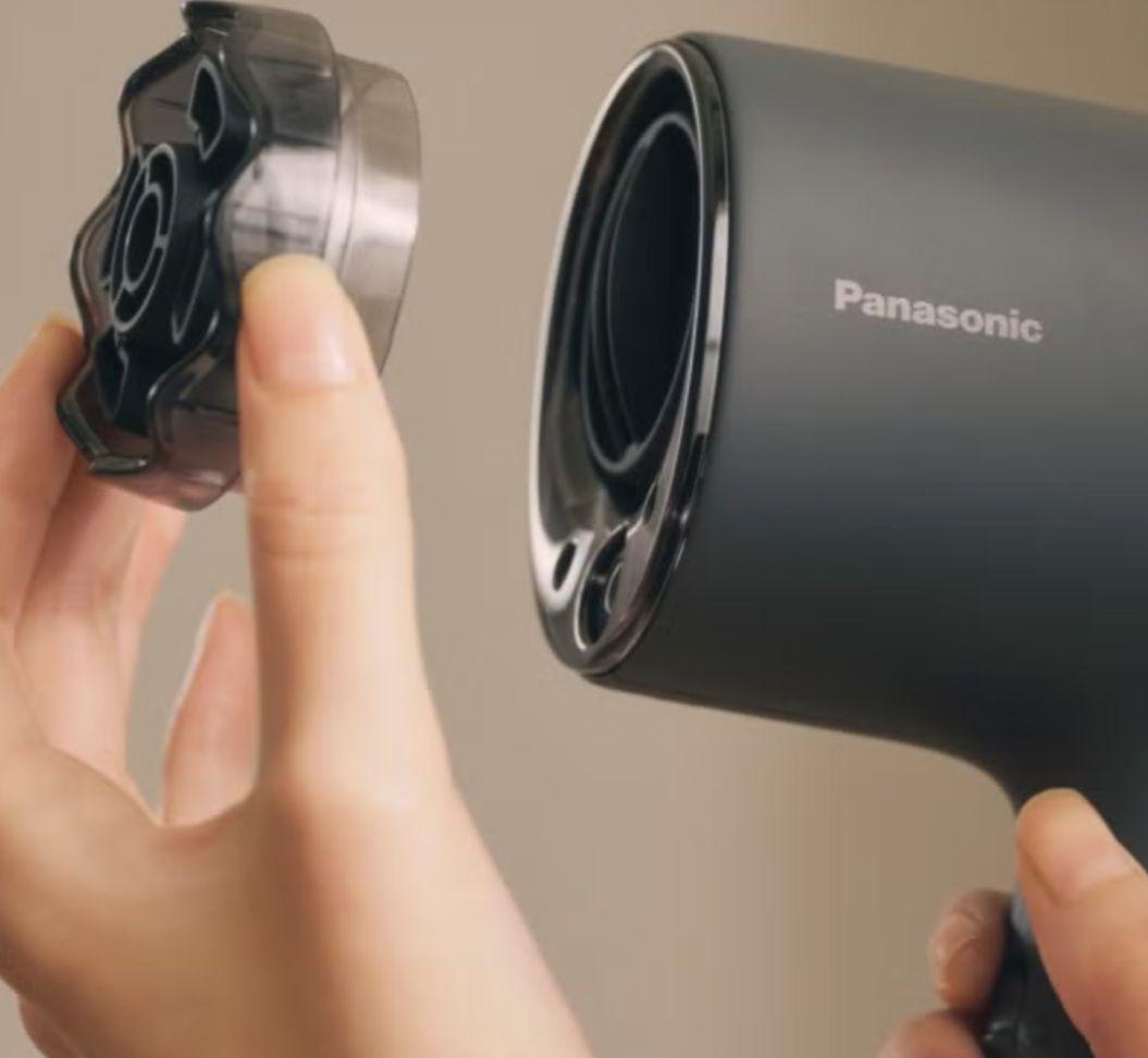 新品Panasonicヘアドライヤーナノケア EH-NA0K-H