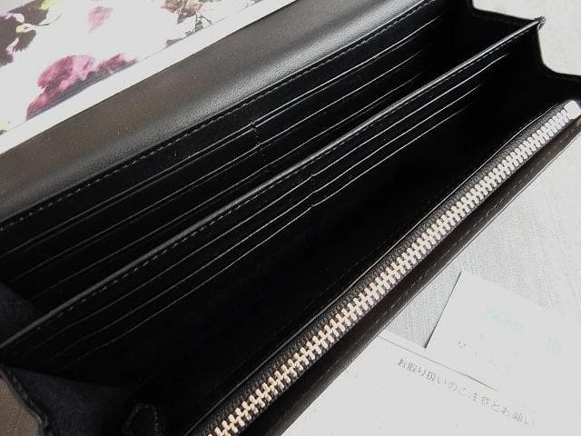 未使用品　Paul SmithHトリム2　ロングウォレット