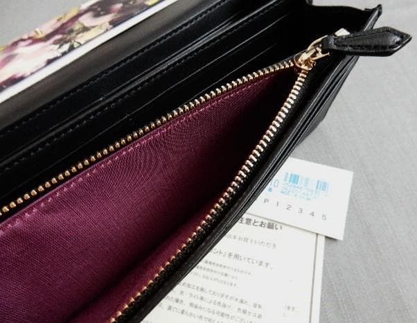 未使用品　Paul SmithHトリム2　ロングウォレット