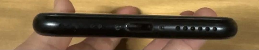 Apple iPhone SE (第2世代) ブラック64GB バッテリー80%