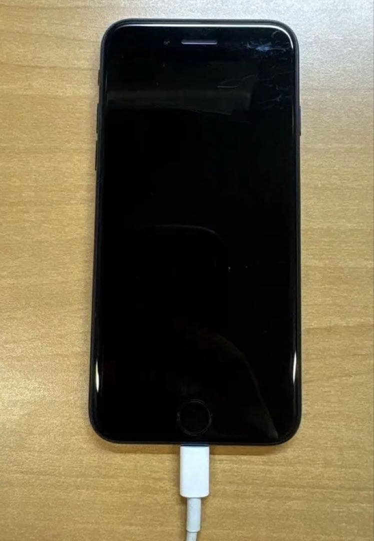 Apple iPhone SE (第2世代) ブラック64GB バッテリー80%