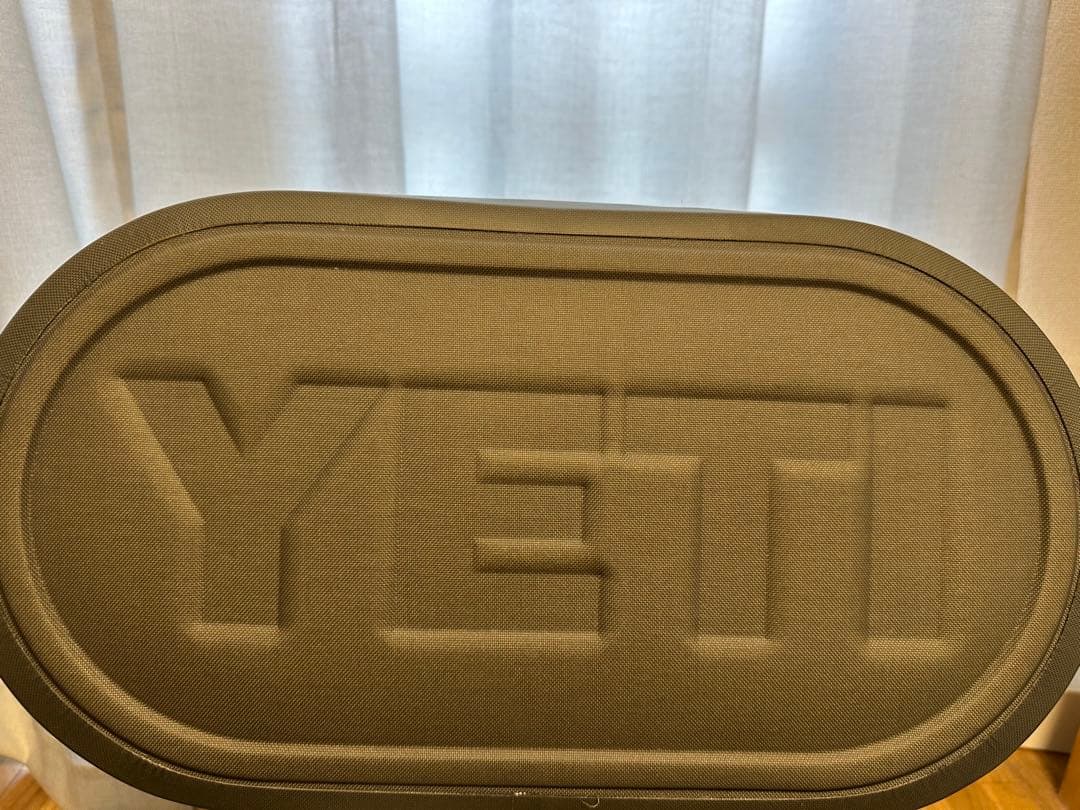 Yeti クーラーバッグ