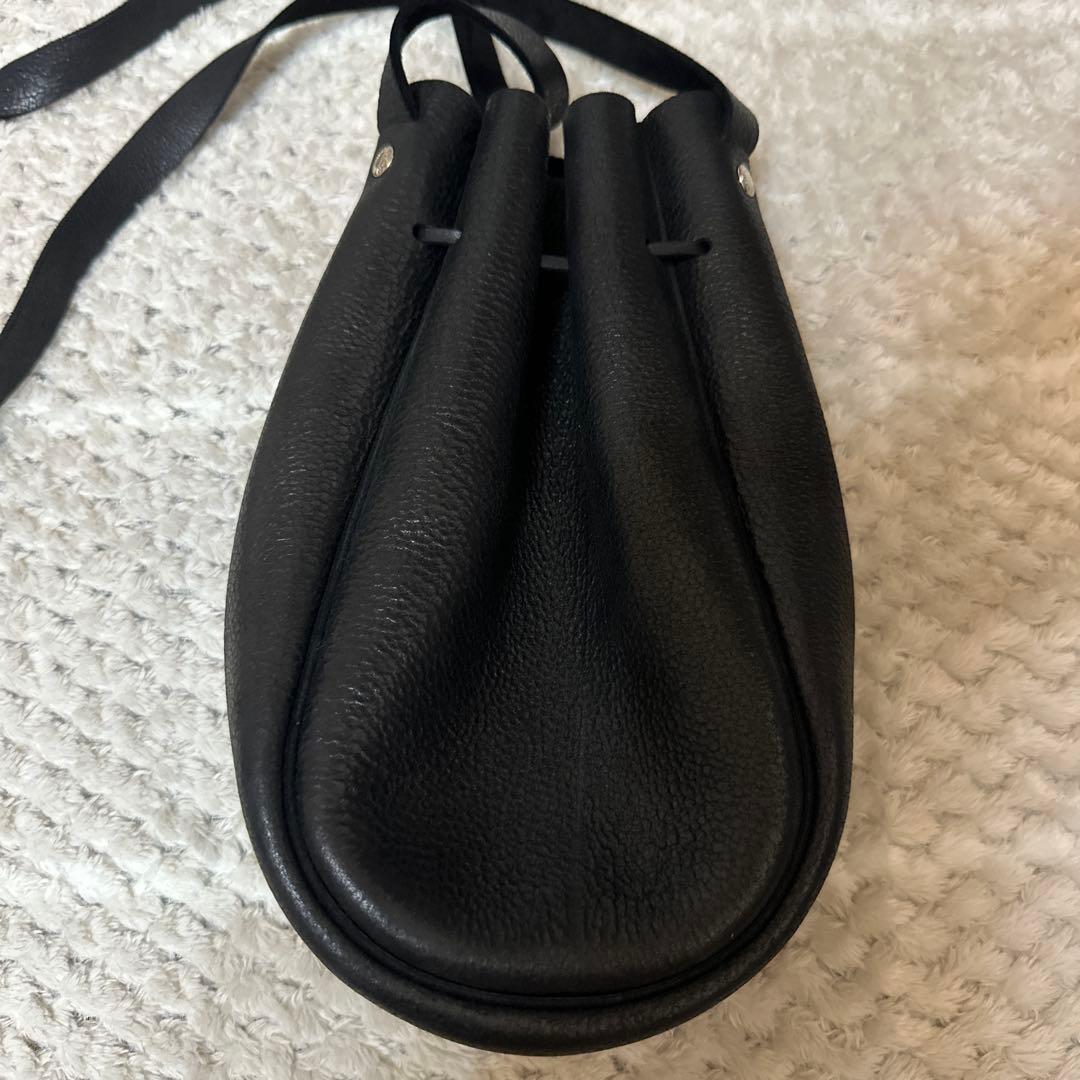 MOTO 黒 巾着レザー ショルダーバッグ