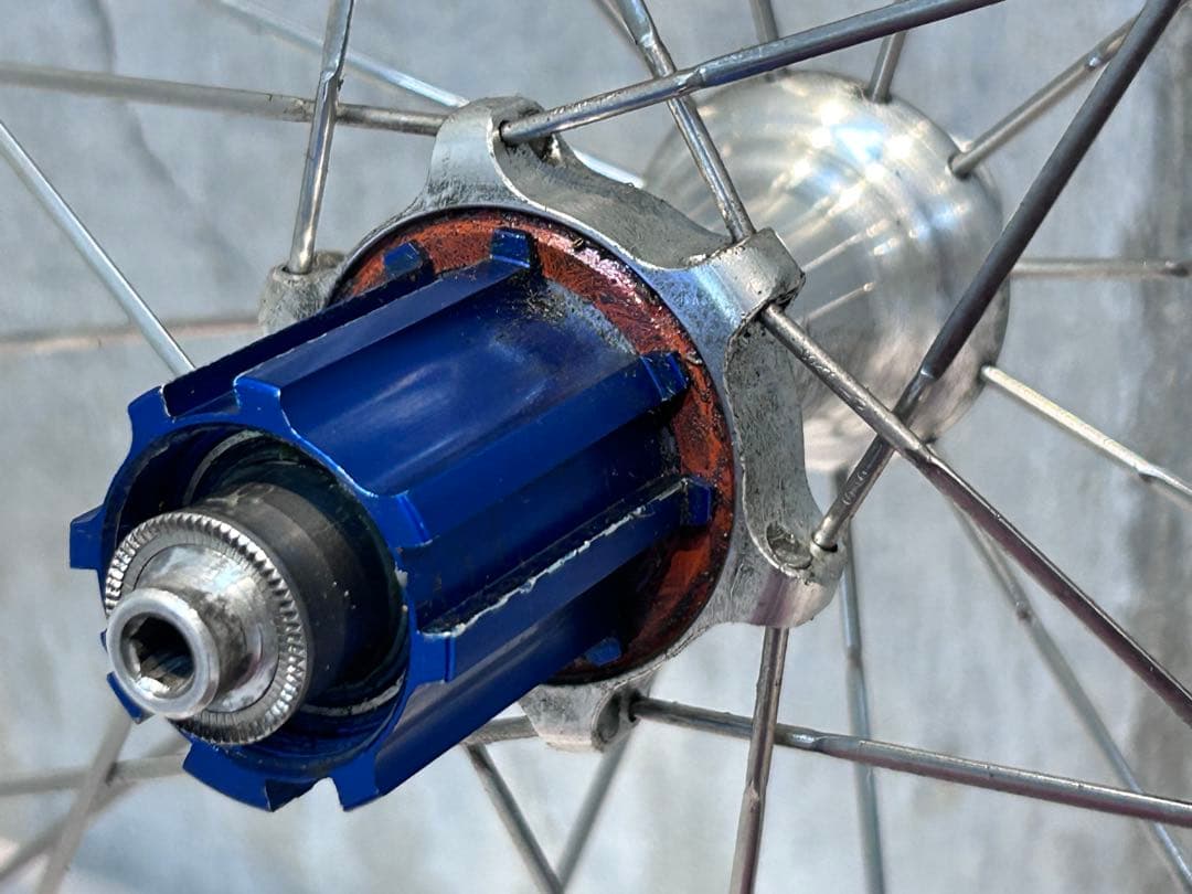 ZIPPホイール、303（フロント）、404(リア) セット。