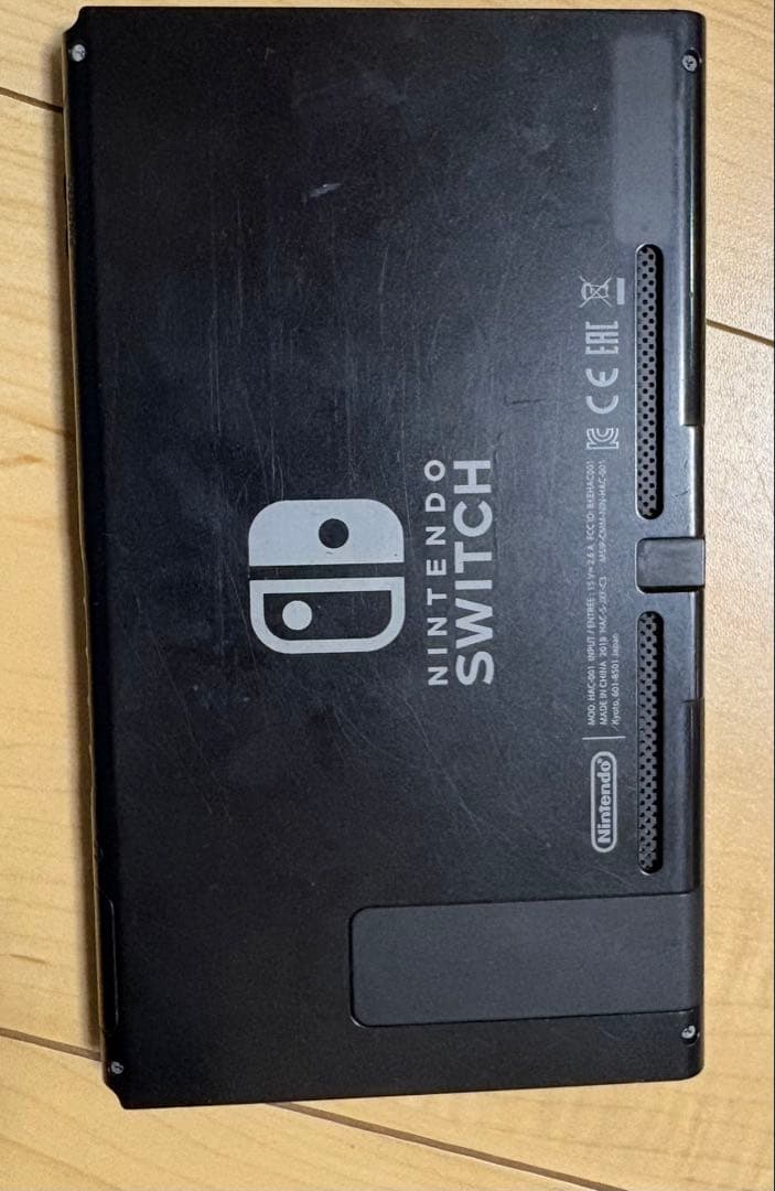 Nintendo switch ニンテンドー スイッチ 本体のみ 2018年製
