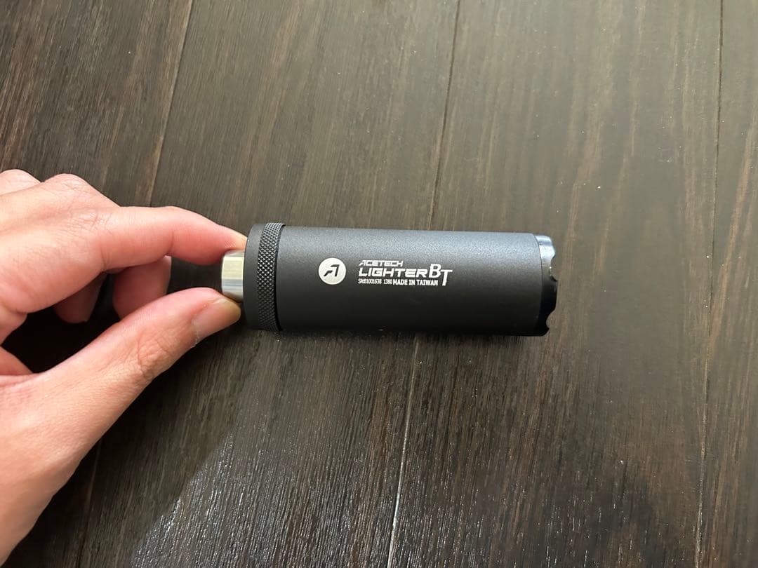 東京マルイP-90+ 電動ガン リポバッテリ、チェッカ、トレーサー、充電器付き