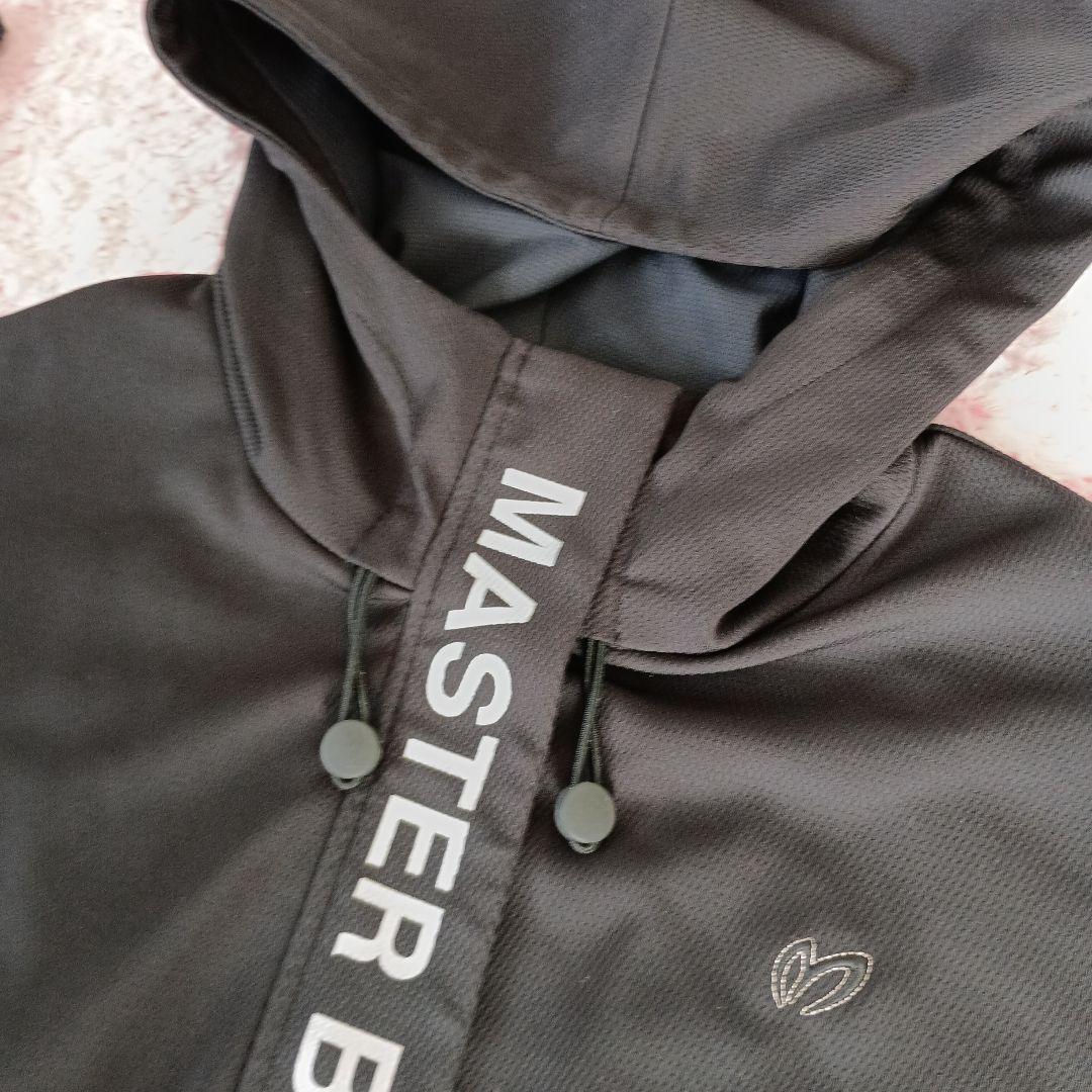 MASTER BUNNY EDITION フード付きジャケット ブラック