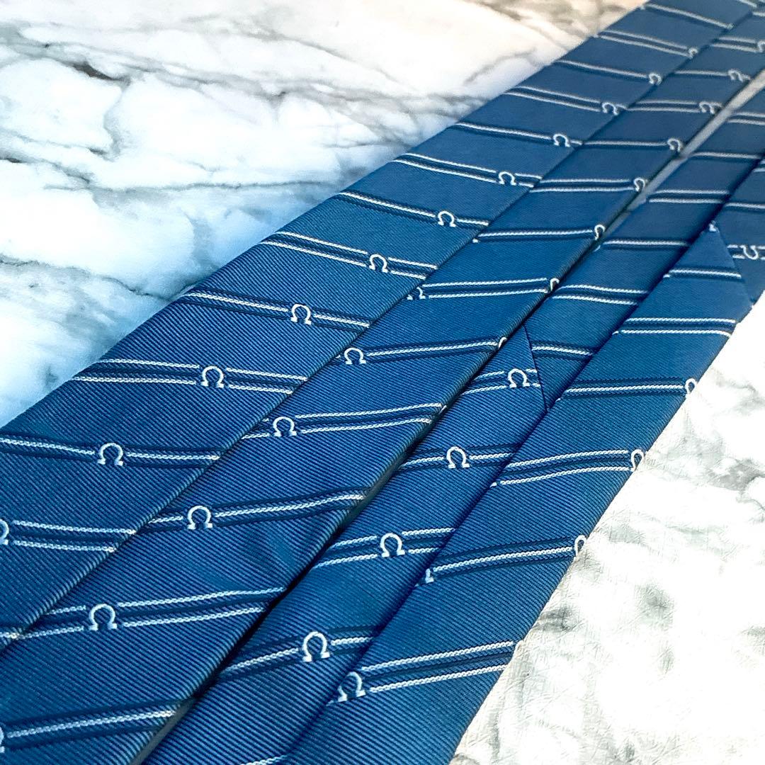 ✨未使用箱付き✨フェラガモ　現行　ガンチーニ　ストライプ　ブルー　ネクタイ