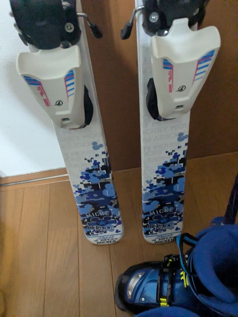 ジュニアスキーセット　板　138センチ　ブーツ　24〜24.5センチ