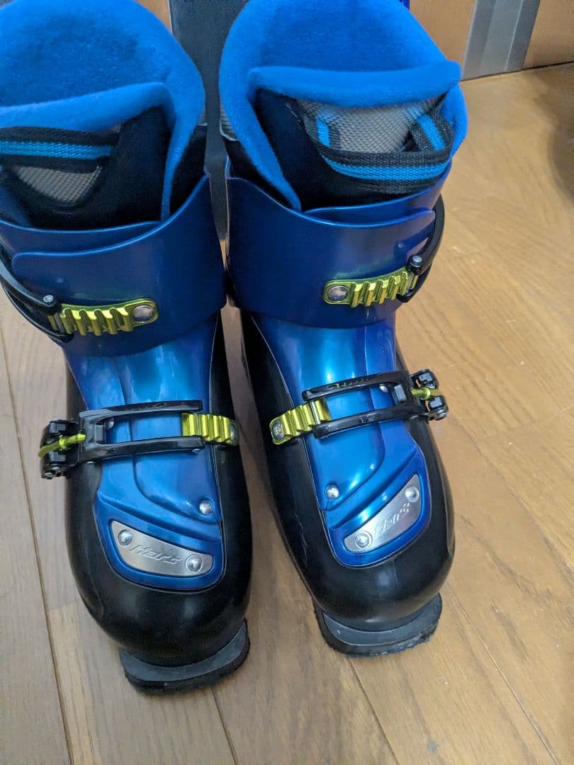 ジュニアスキーセット　板　138センチ　ブーツ　24〜24.5センチ