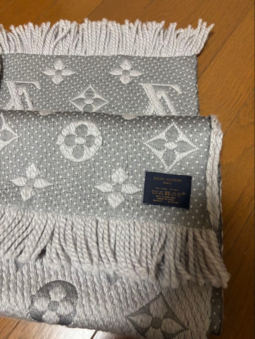 Louis Vuitton グレー マフラー ウール カシミヤ