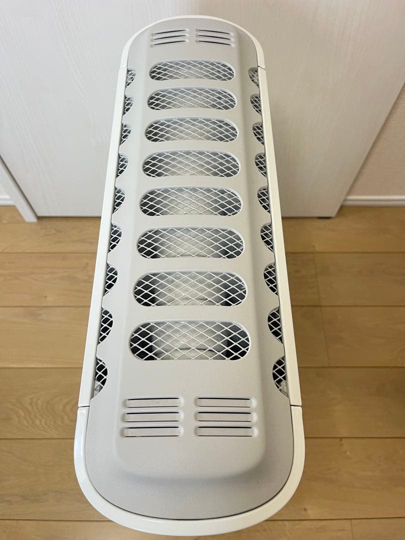 ※レモングラス※デロンギ オイルヒーター しっかり梱包のたのメル便発送