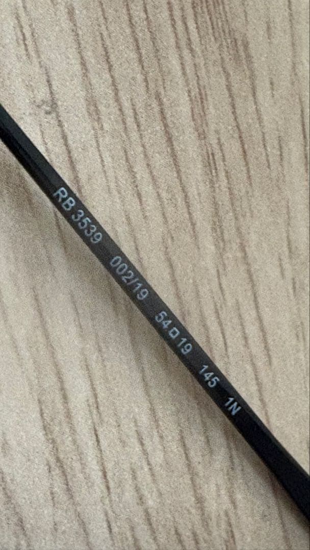 Ray-Ban RB3539 002/19 Erikaメタル 正規品