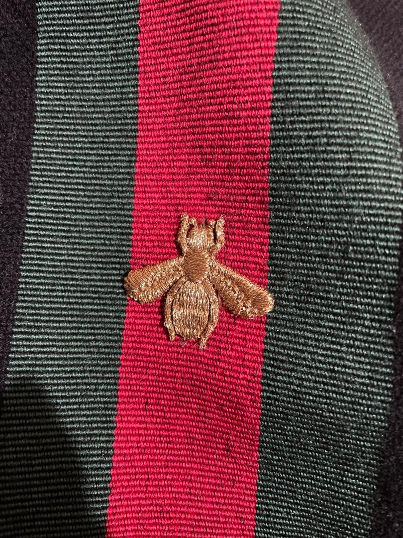 GUCCI ブラック マフラー 蜂　ビー