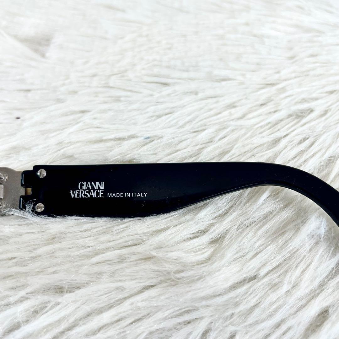 美品　GIANNI VERSACE　MOD.S71　メデューサ　ブラックレンズ