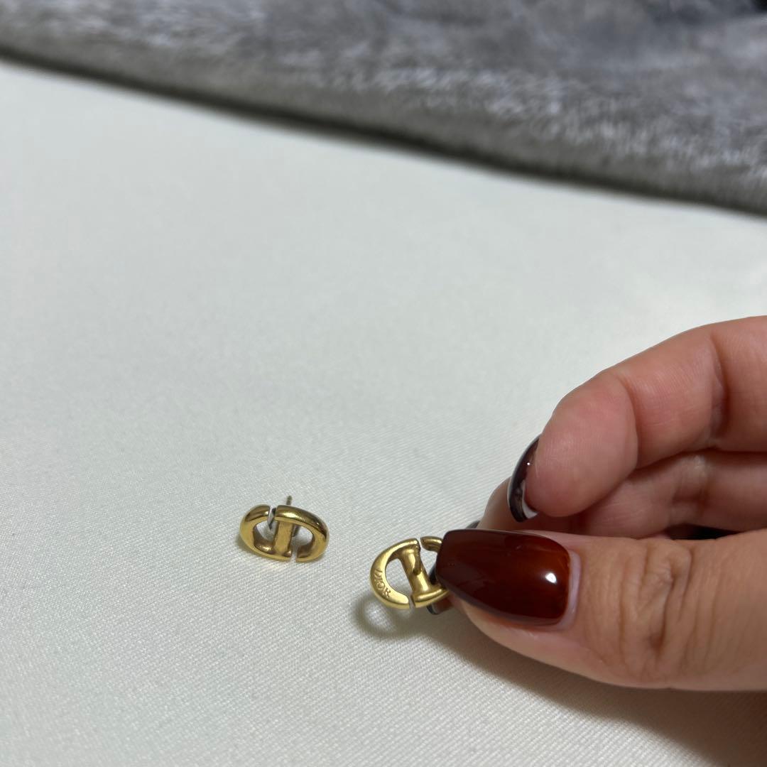 ディオール　ピアス