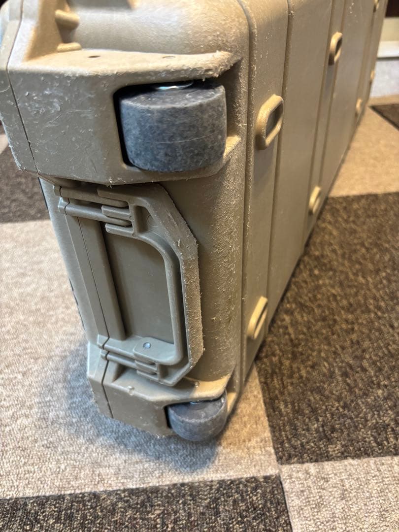 PERICAN ペリカン1720 デザートタン　フォーム付属 ガンケース