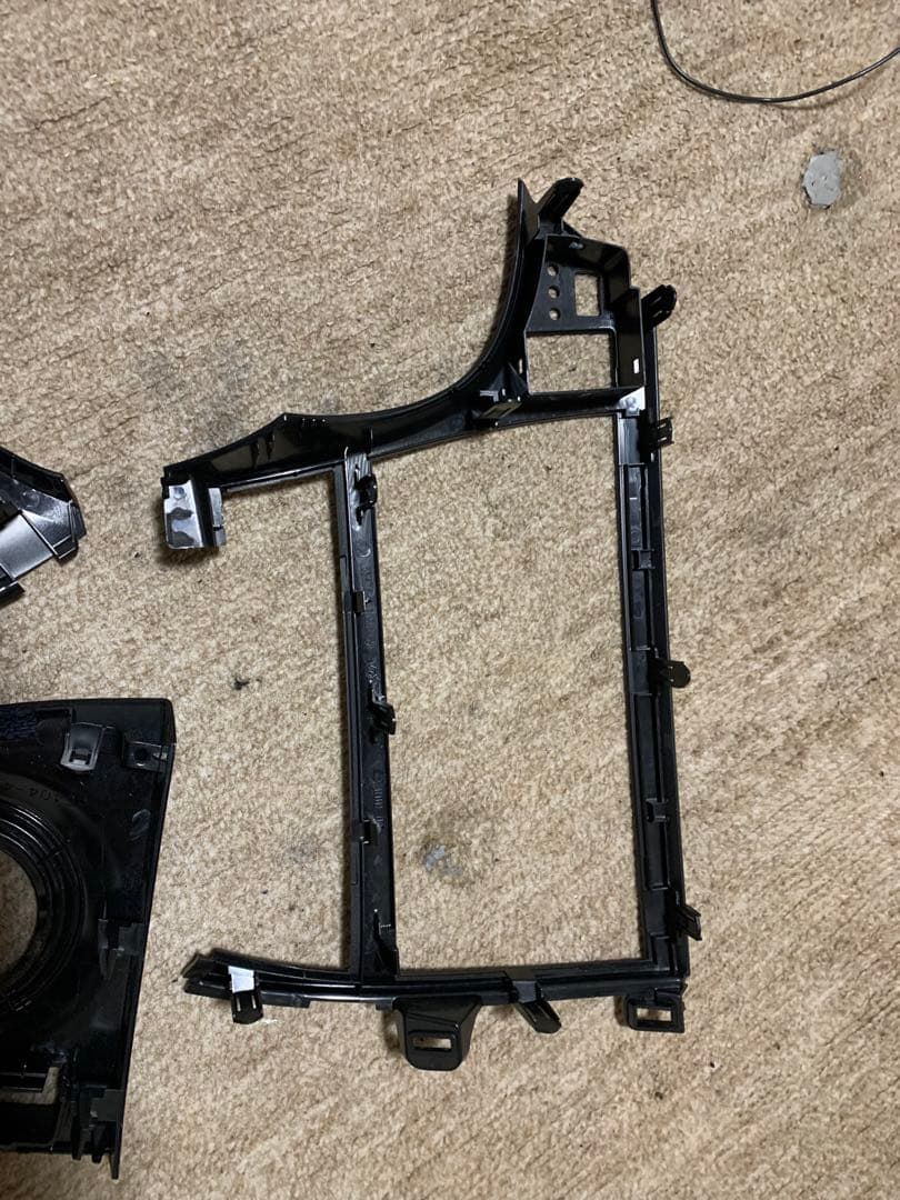 TOYOTA トヨタ　プリウス30 パネル