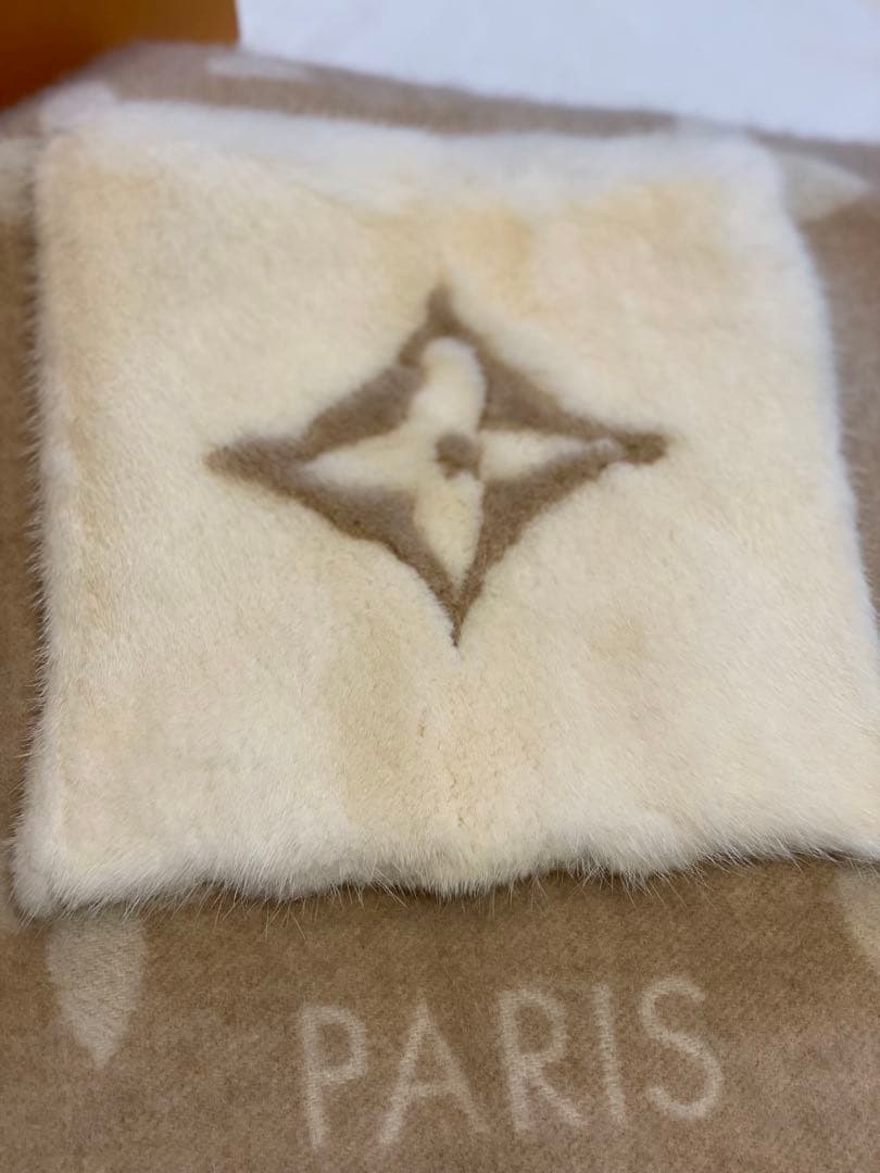 【超希少】LOUIS VUITTON ファーポケット付きマフラー/ファーポケット