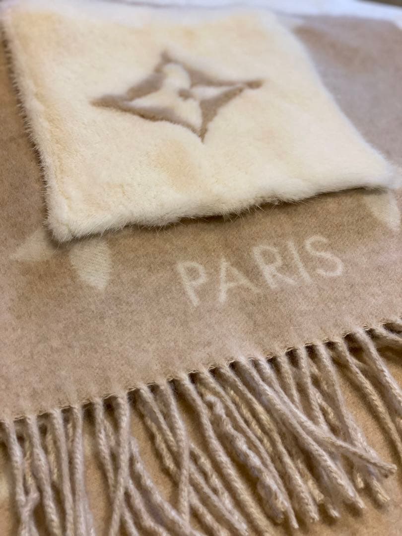 【超希少】LOUIS VUITTON ファーポケット付きマフラー/ファーポケット