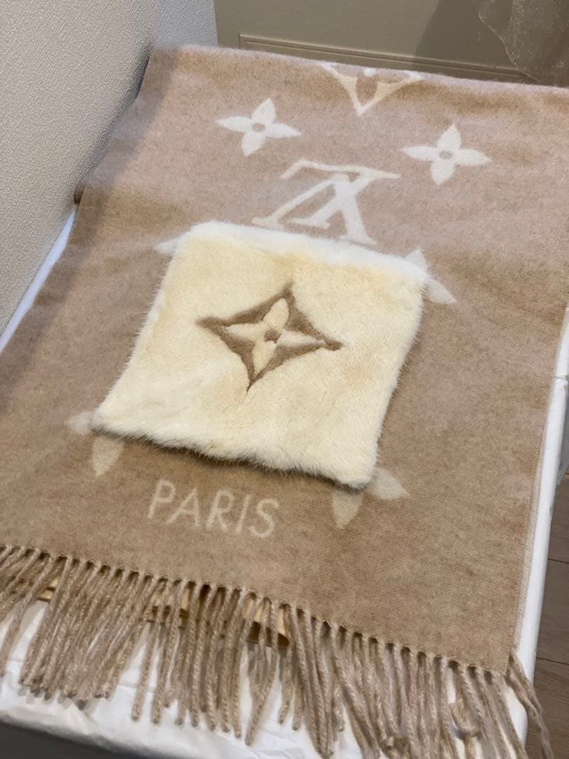 【超希少】LOUIS VUITTON ファーポケット付きマフラー/ファーポケット