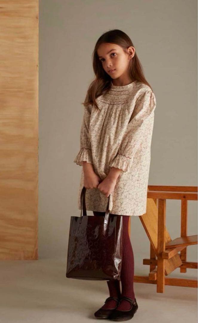 【きちさん専用】bonpoint 10A 花柄スモッキング　ワンピース