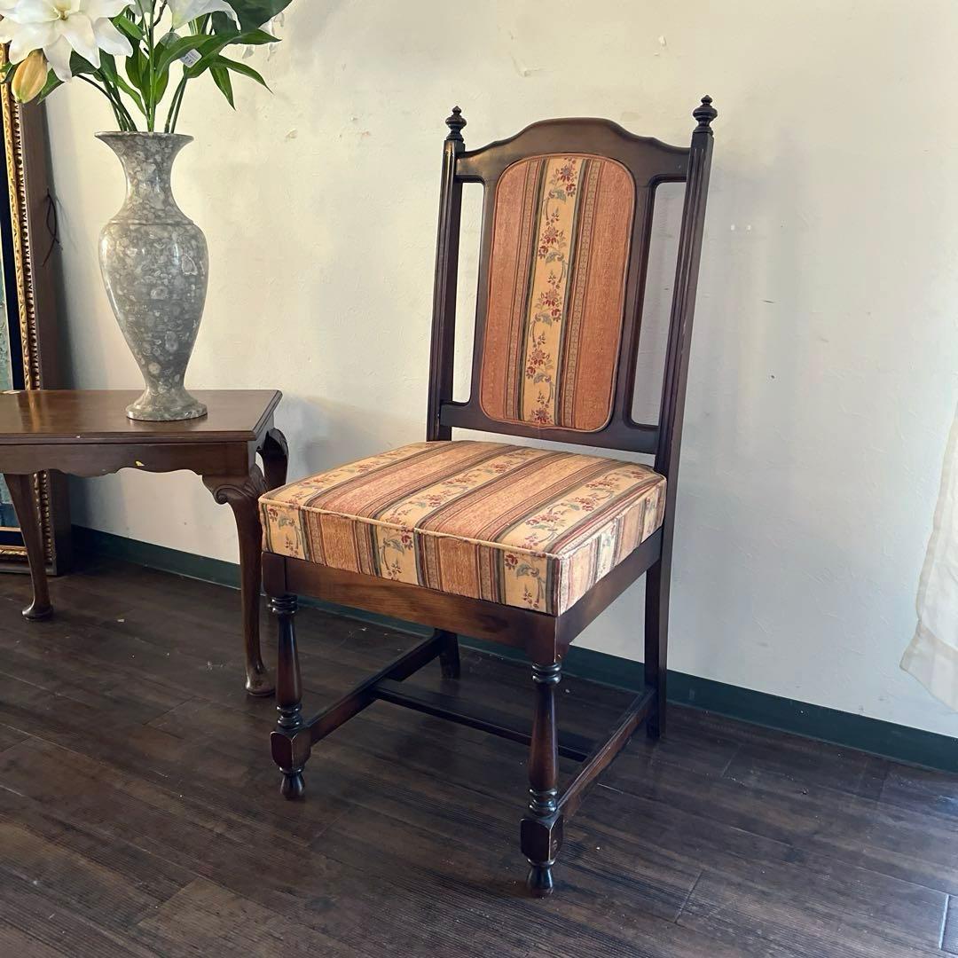 k962r114 カリモク家具 ヴィンテージ感あふれる美しいダイニングチェア