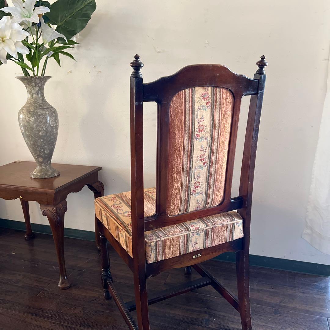 k962r114 カリモク家具 ヴィンテージ感あふれる美しいダイニングチェア