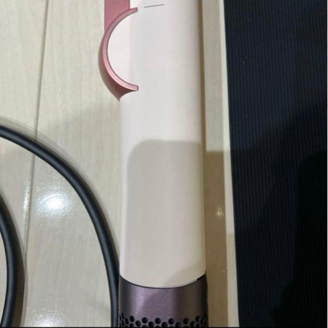 さくたろう。Dyson ダイソン　ストレイトナー　ドライヤー　セット売り