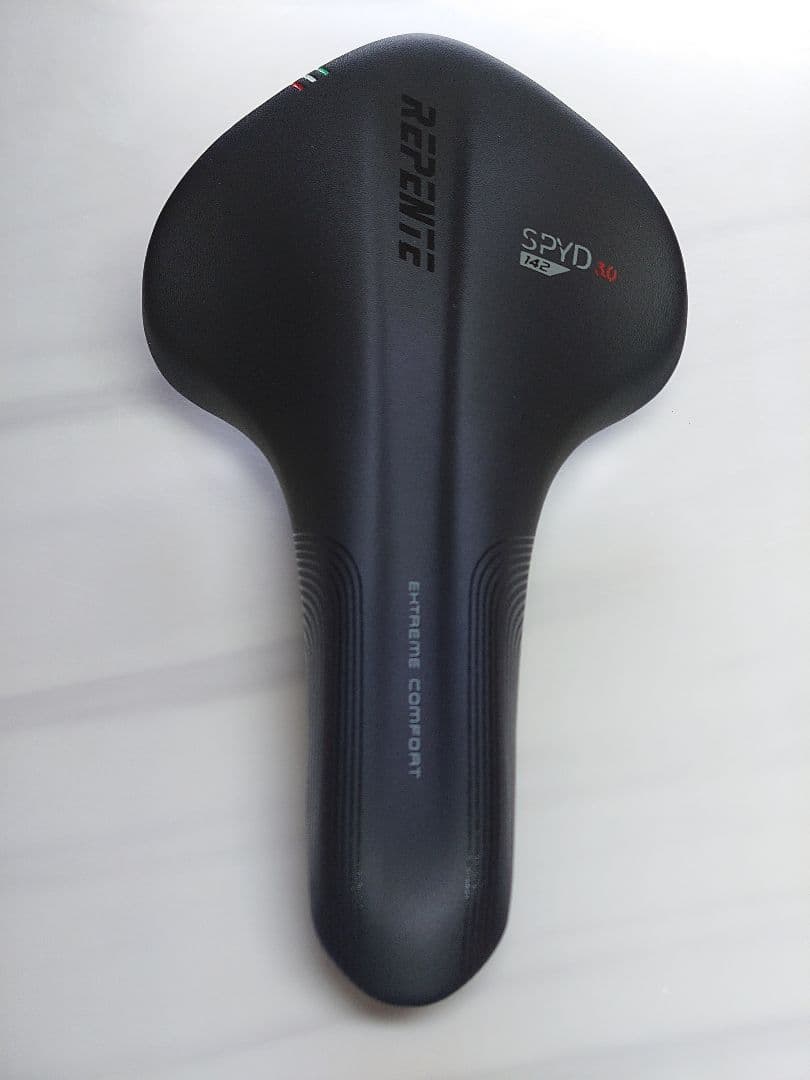美品 レペンテ REPENTE SPYD 3.0 142mm カーボン サドル