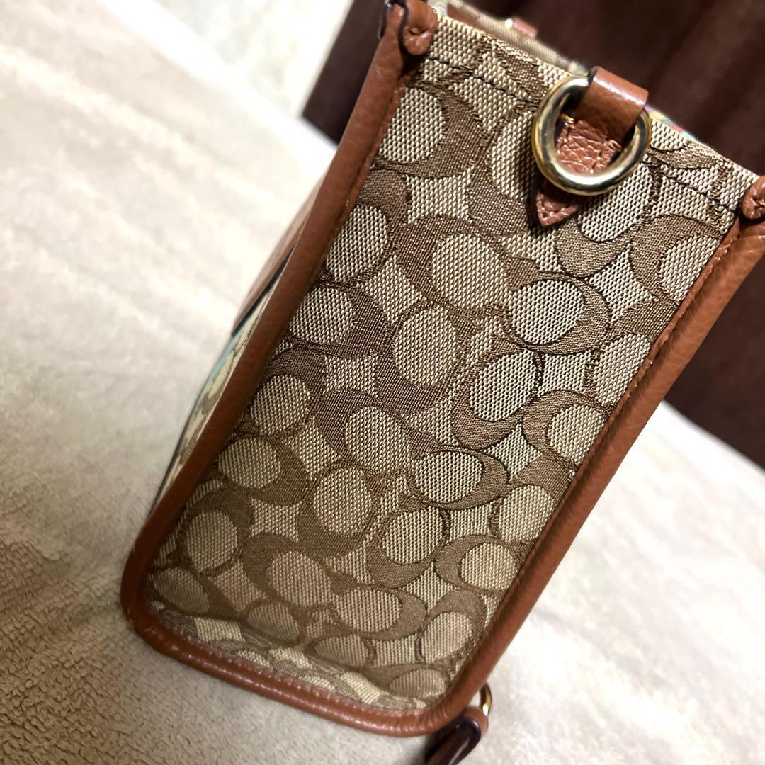 ど*こ様 コーチ　テンプシー　トート 22