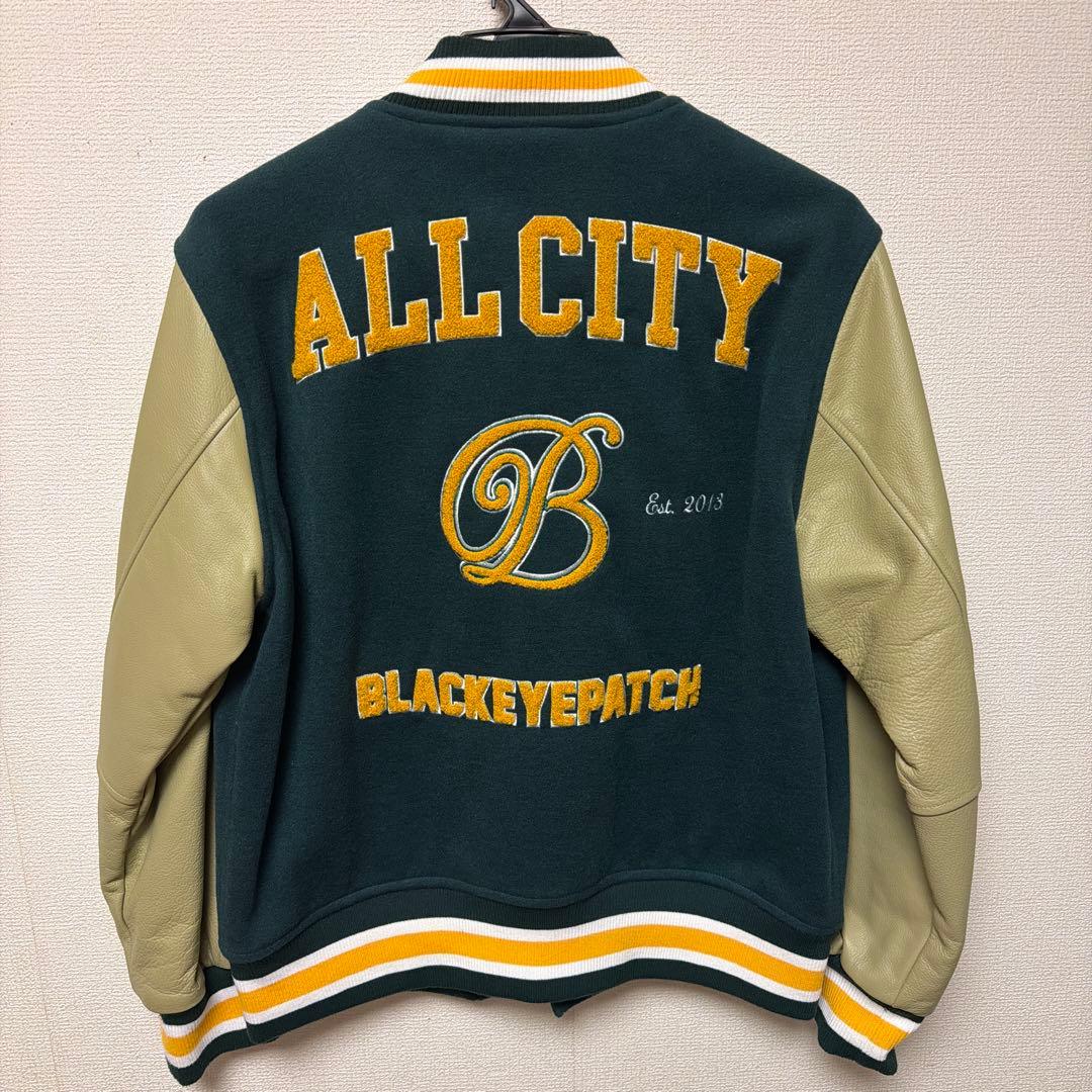 black eye patch スタジャン