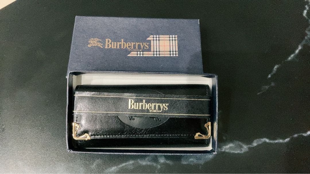 田嶋さま専用【新品タグ付き】Burberry London 4連キーケース