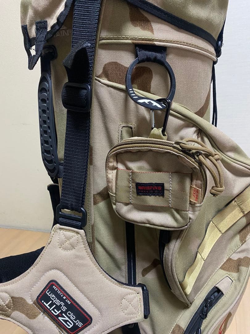 BRIEFING ✖️SAN MOUNTAINスタンドキャディバッグ