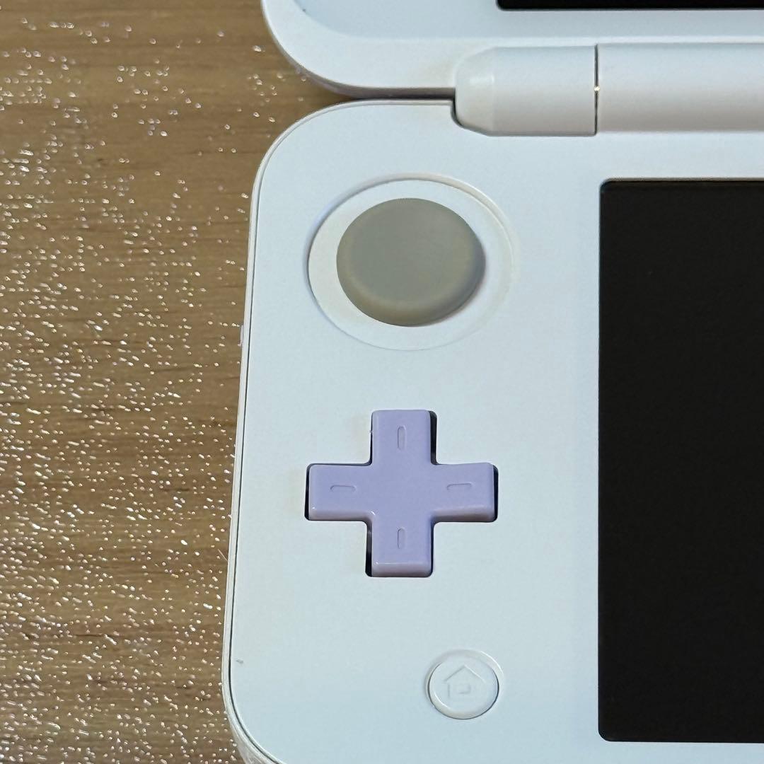 8-057 Newニンテンドー2DS LL ラベンダー×ホワイト 箱付き