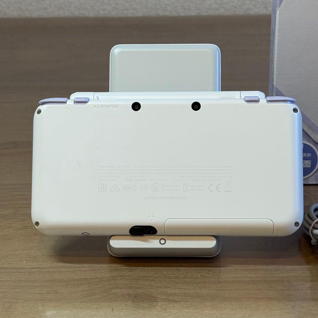 8-057 Newニンテンドー2DS LL ラベンダー×ホワイト 箱付き