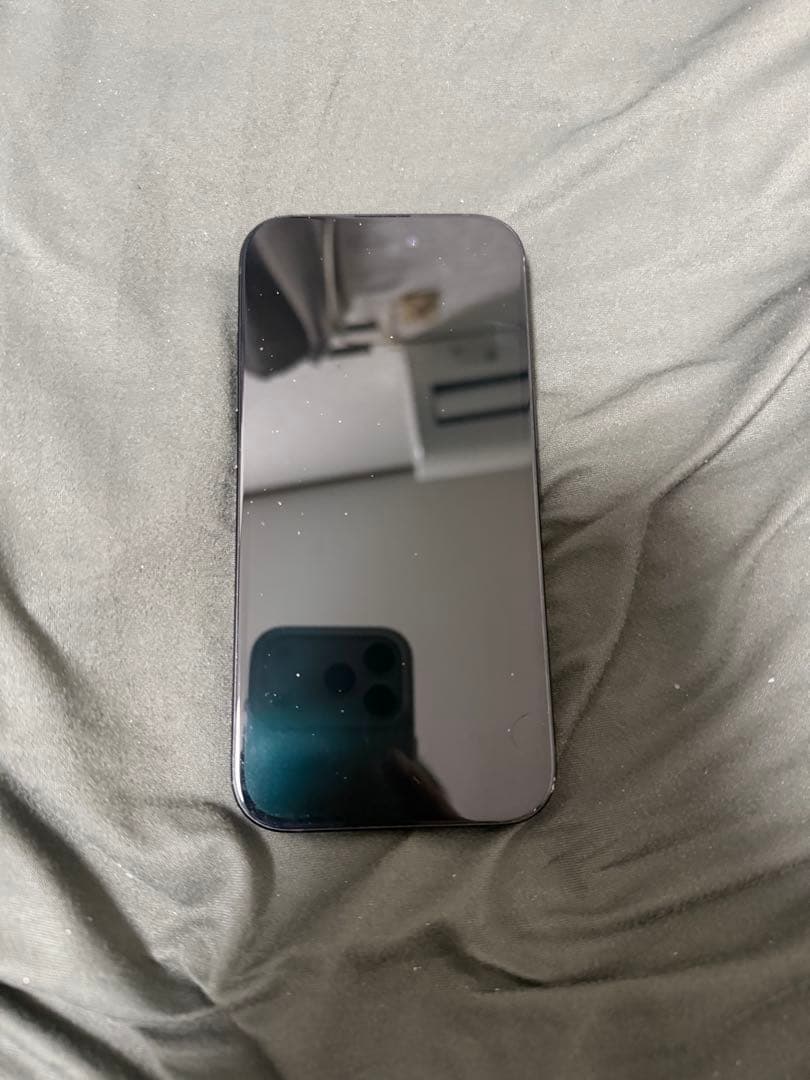 iPhone 15 128GB 本体