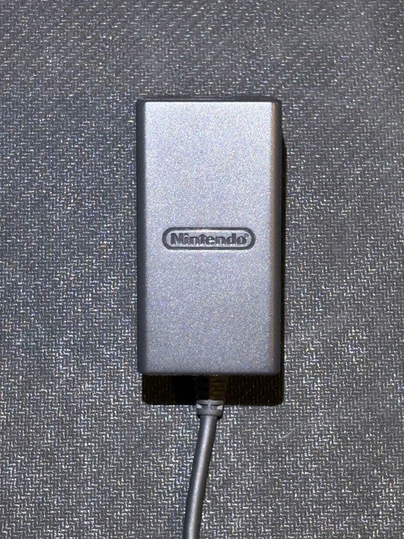 Ranecyyy　極美品 Switch Lite イエロー 純正充電器付き