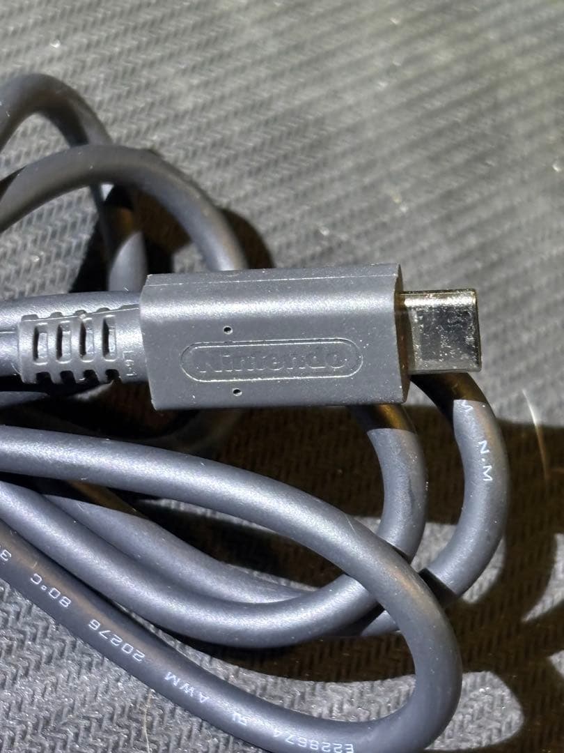 Ranecyyy　極美品 Switch Lite イエロー 純正充電器付き