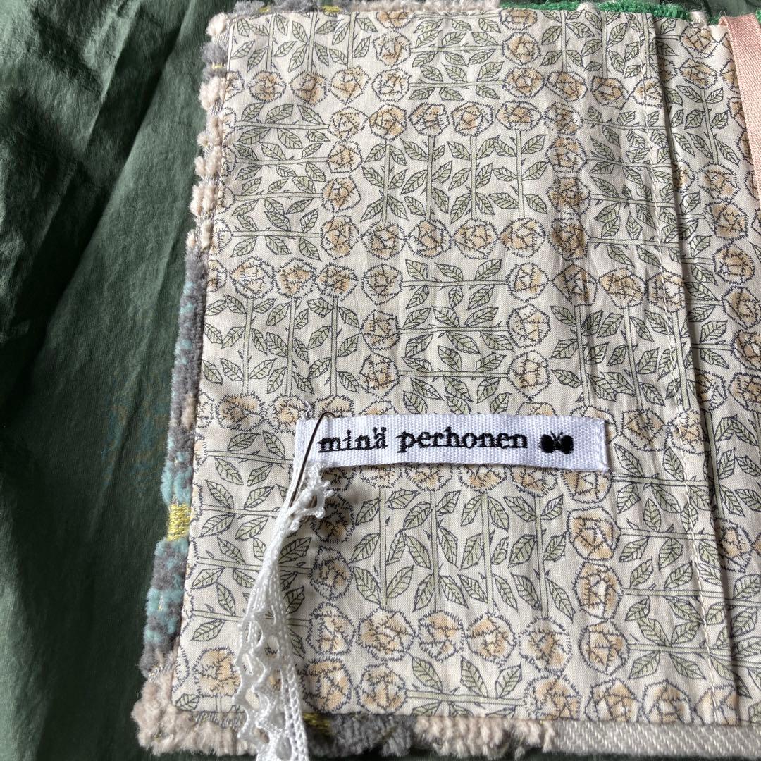 し*除様 (新品・貴重)ミナペルホネンブックカバー