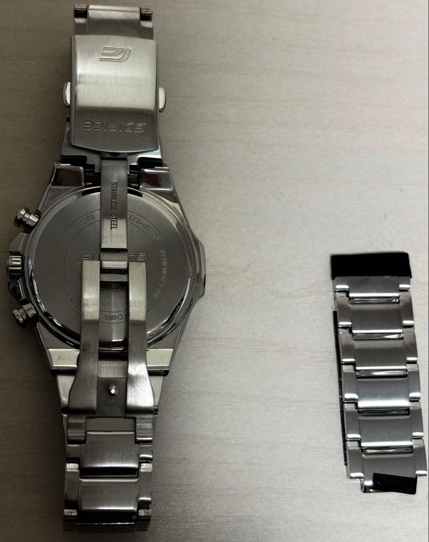 EFS-S570YD-1AJF EDIFICE シルバー