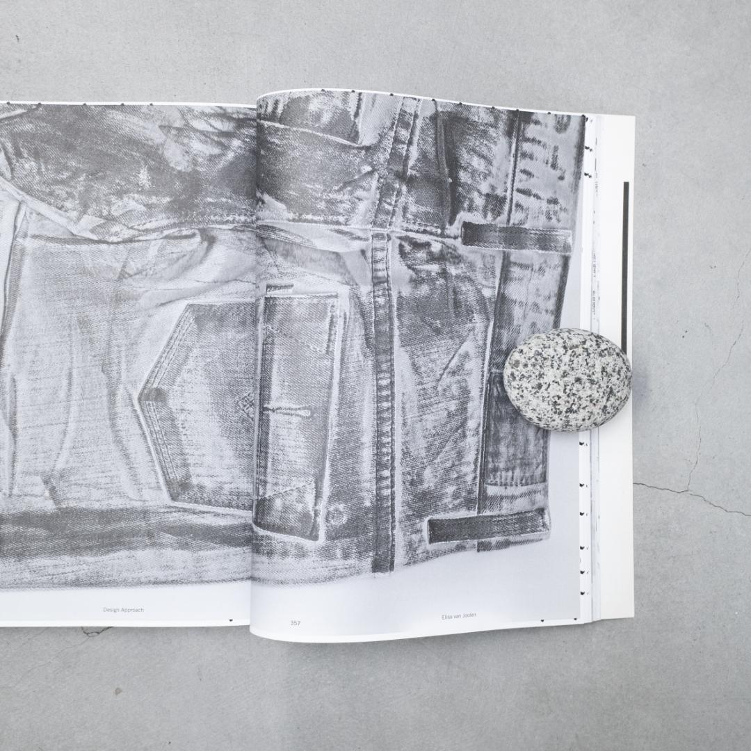 アート・デザイン・音楽 Femke de Vries / Dictionary Dressings