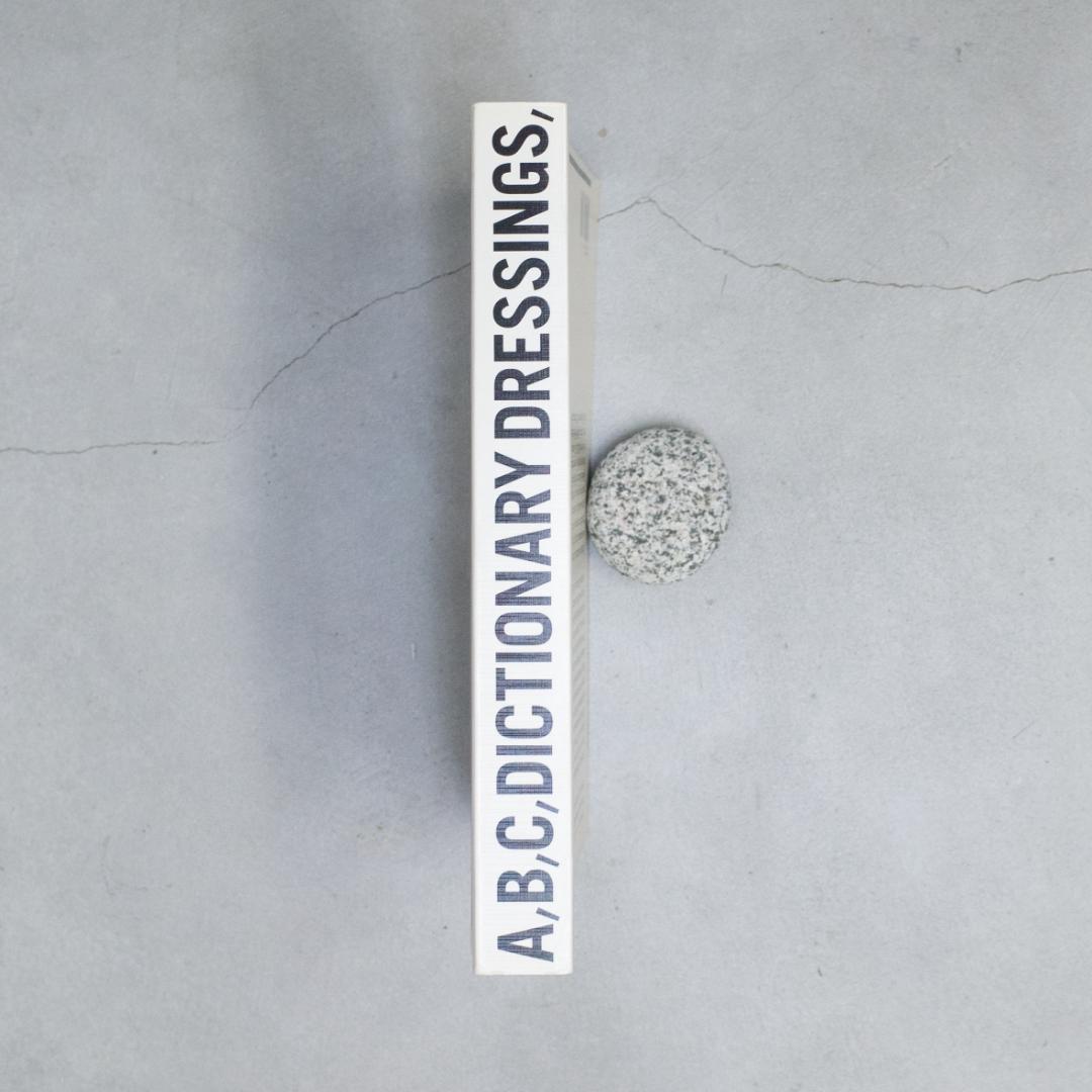 アート・デザイン・音楽 Femke de Vries / Dictionary Dressings