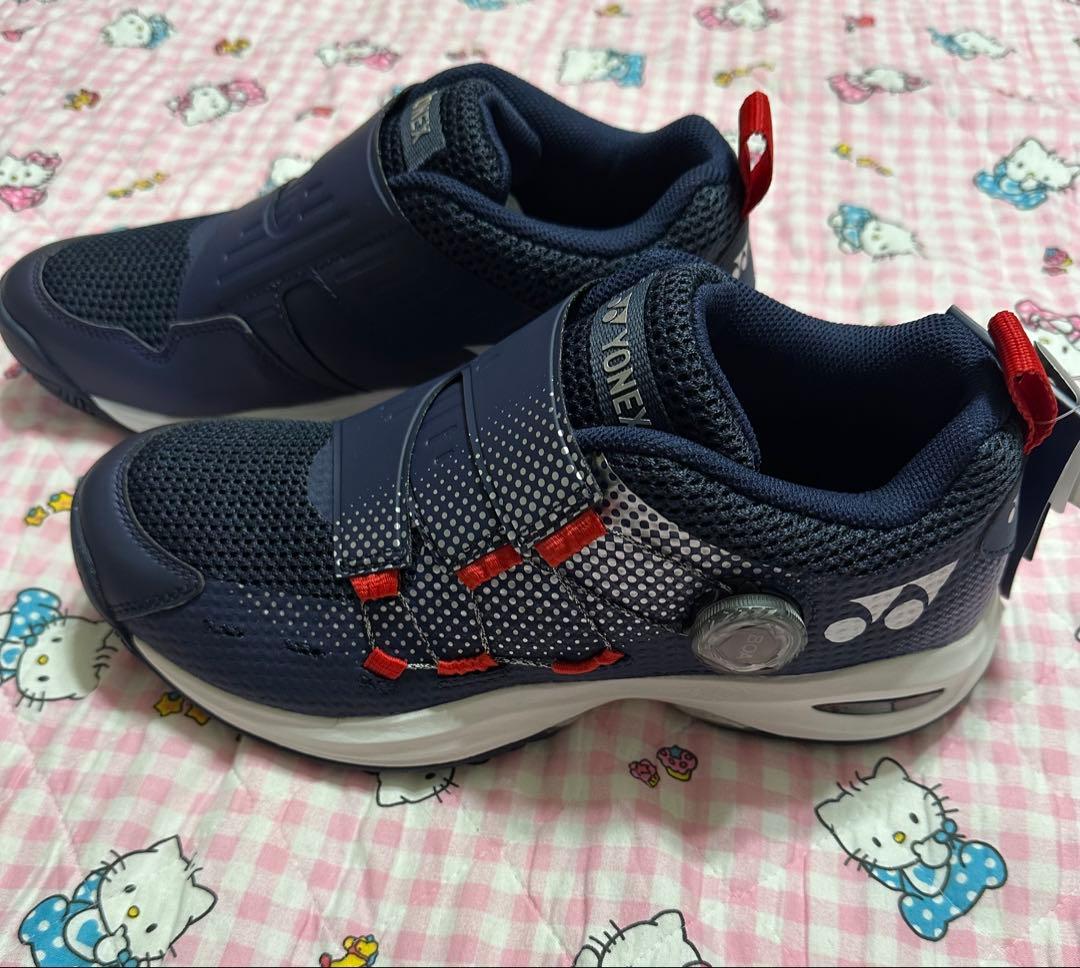 ヨネックス テニスシューズ ダイヤル式