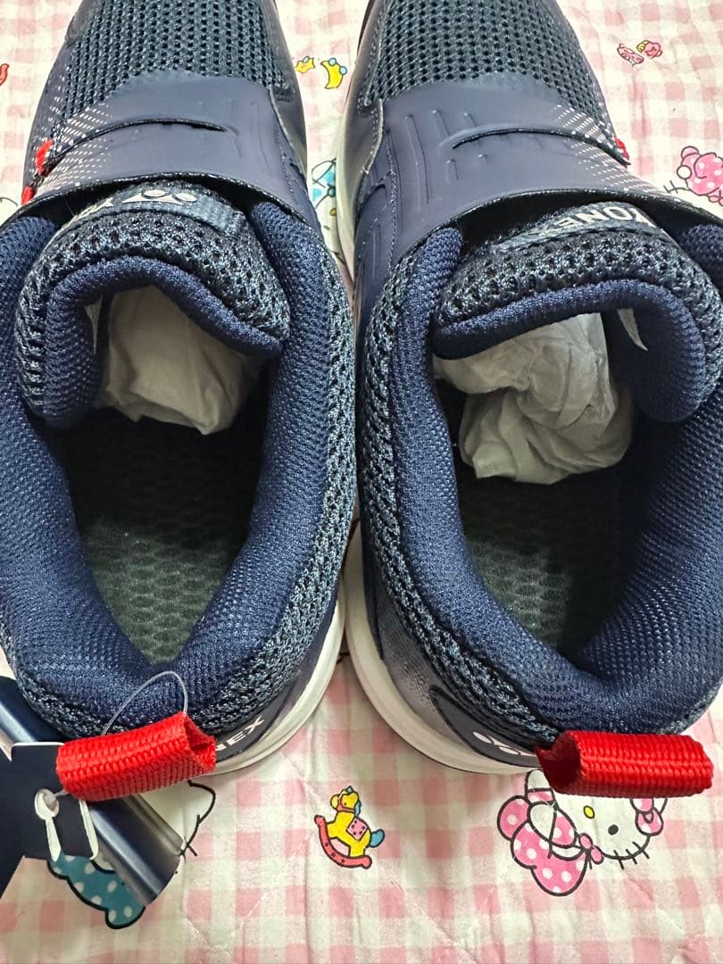 ヨネックス テニスシューズ ダイヤル式