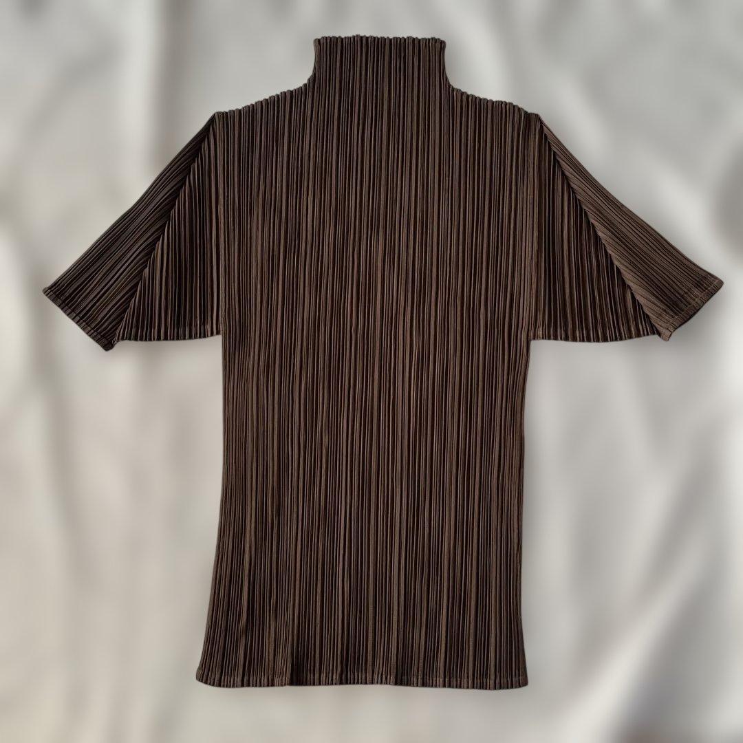 PLEATS PLEASE プリーツハイネック半袖