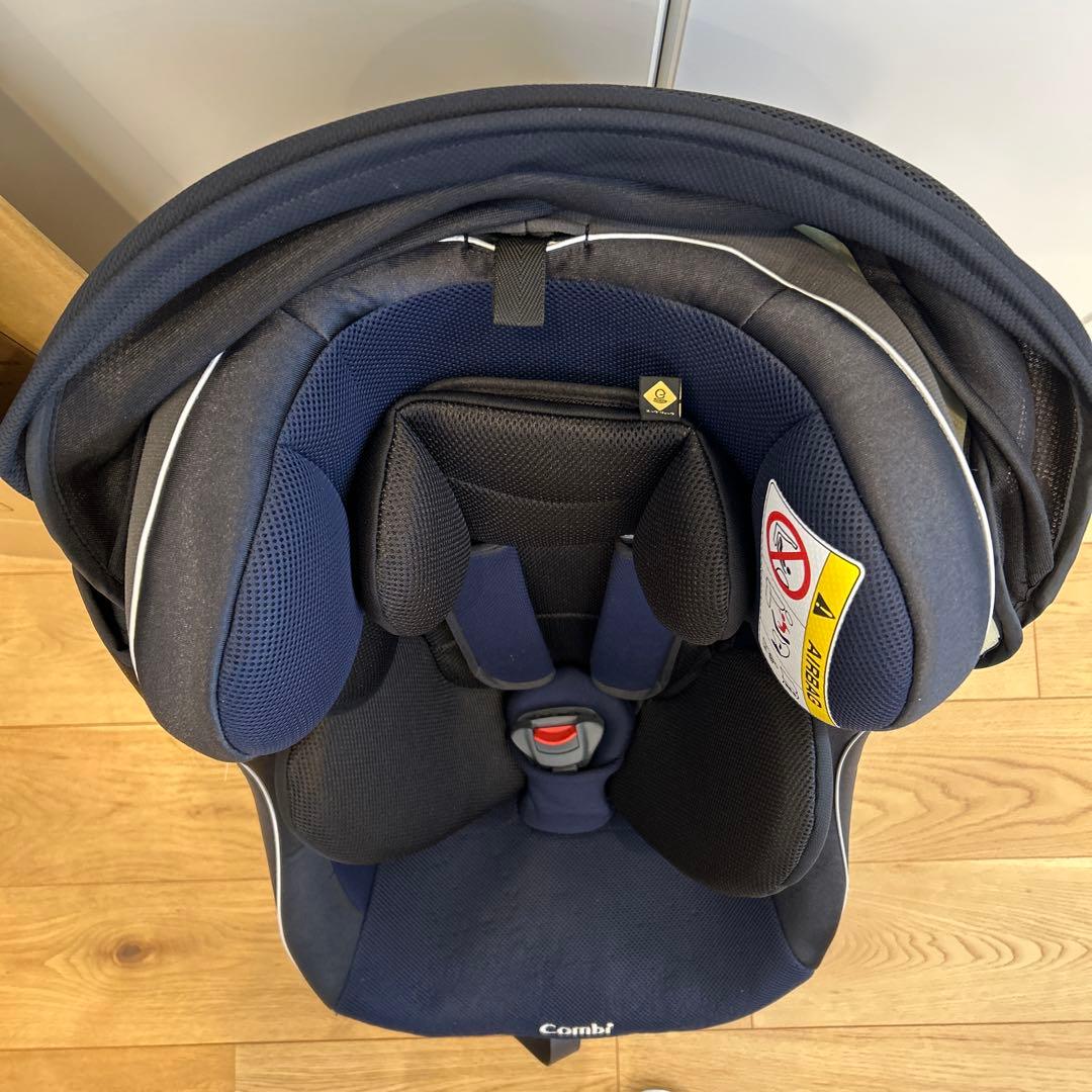 Combi チャイルドシート Wegorande ネイビー